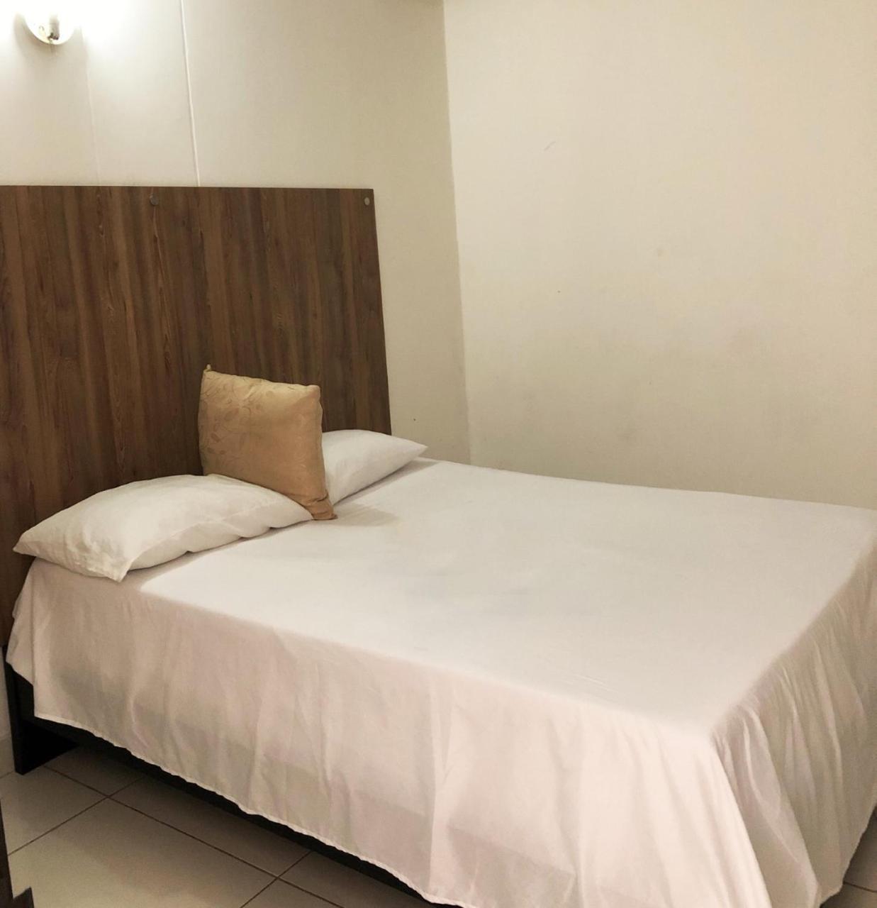 普拉斯广场中心酒店 Cúcuta 外观 照片
